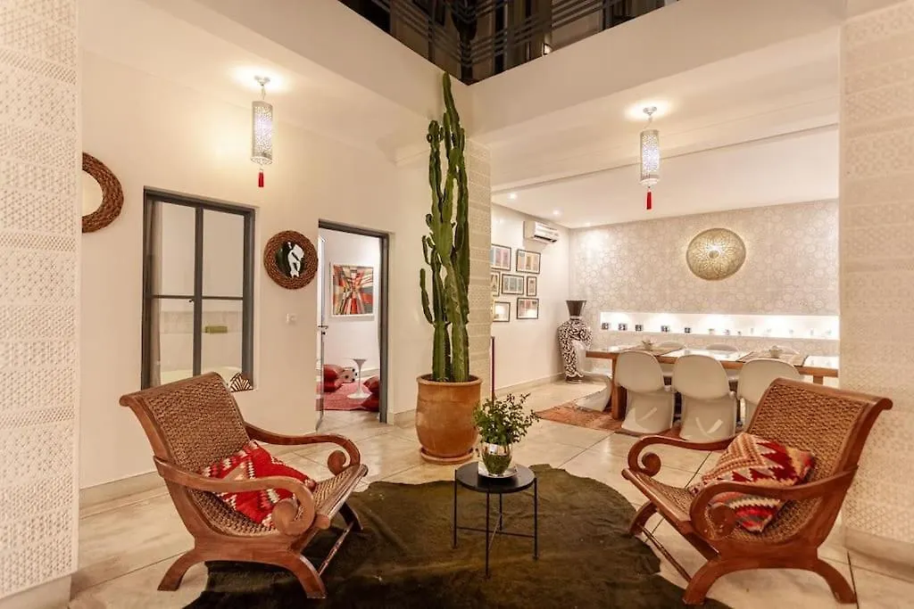 וילה מרקש Riad La Sarrazine: Modern Gem In The Kasbah
